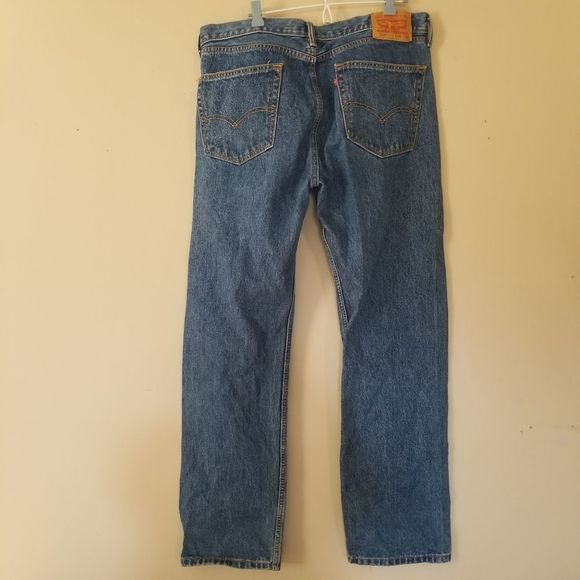 Levi's 505 Men's Medium Wash Mid-Rise 36 × 32 In great condition - Picture 5 of 13